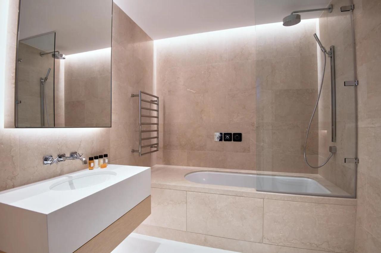 Appartamento Luxury Large Park Lane Views 1250sqft Londra