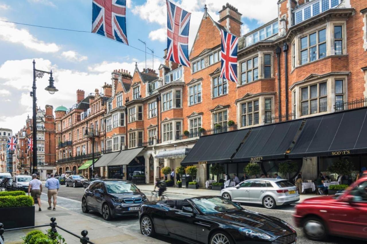 Luxury Large Park Lane Views 1250sqft *